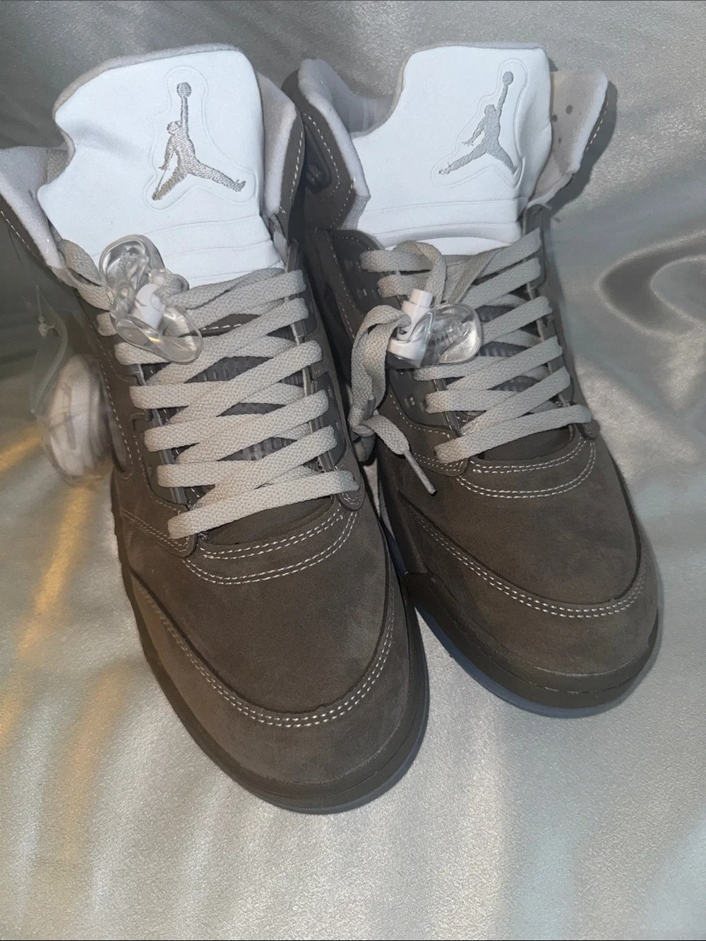New! Air Jordan 5 Retro “Wolf Grey” (2026)! Authentic!